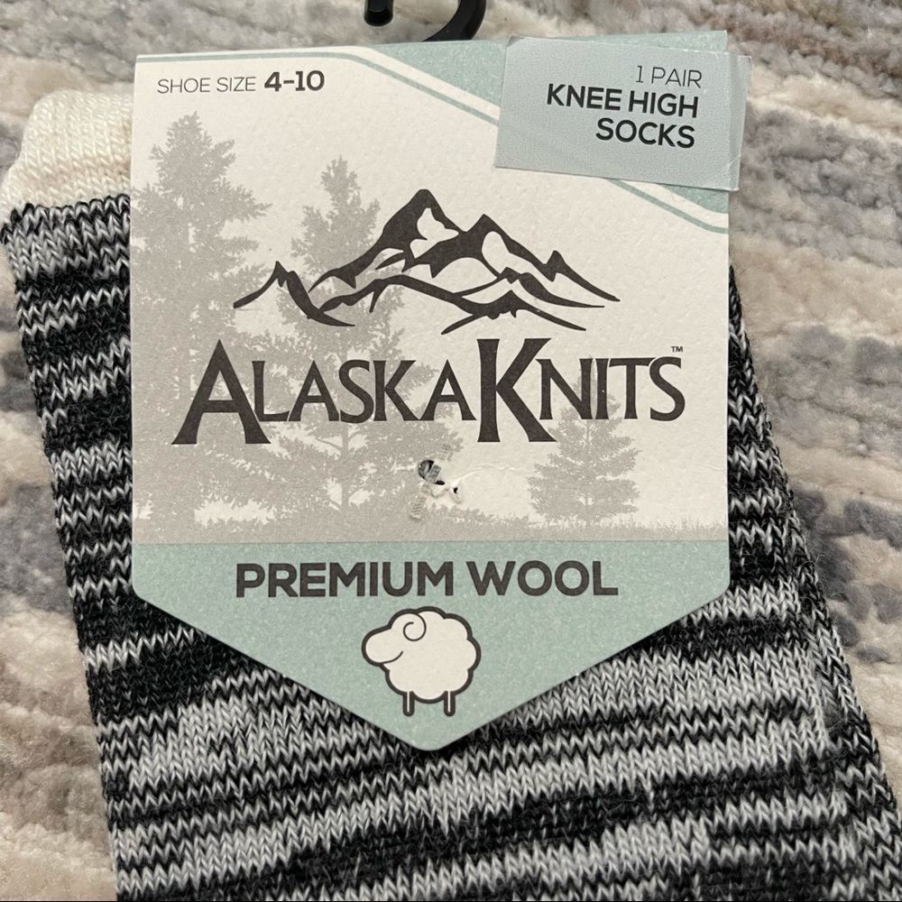 ✨BRAND NEW✨ Knee High Socks!